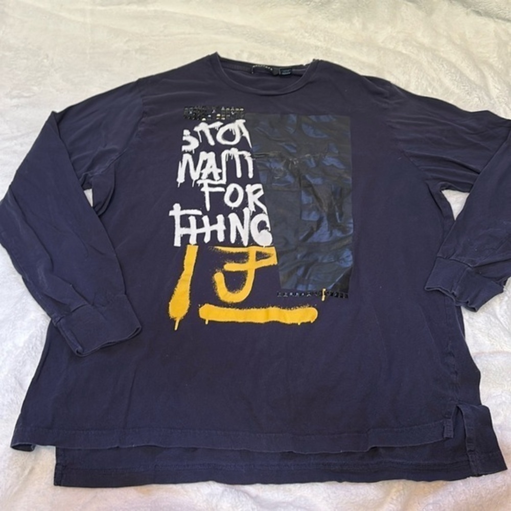 Sean John Navy Blue Split Graphic Men’s Long Sleeve T-Shirt